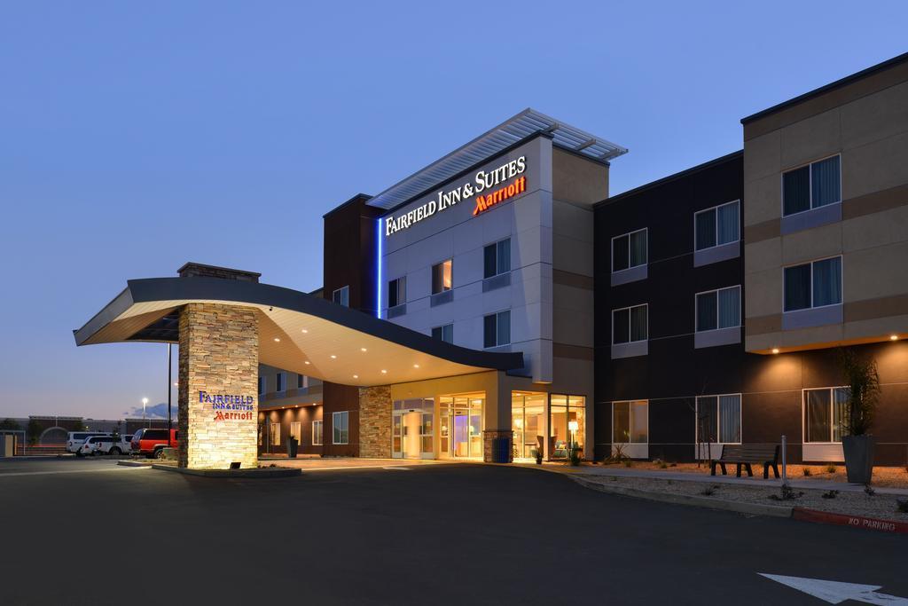 Comfort Suites Woodland - Sacramento Airport Zewnętrze zdjęcie