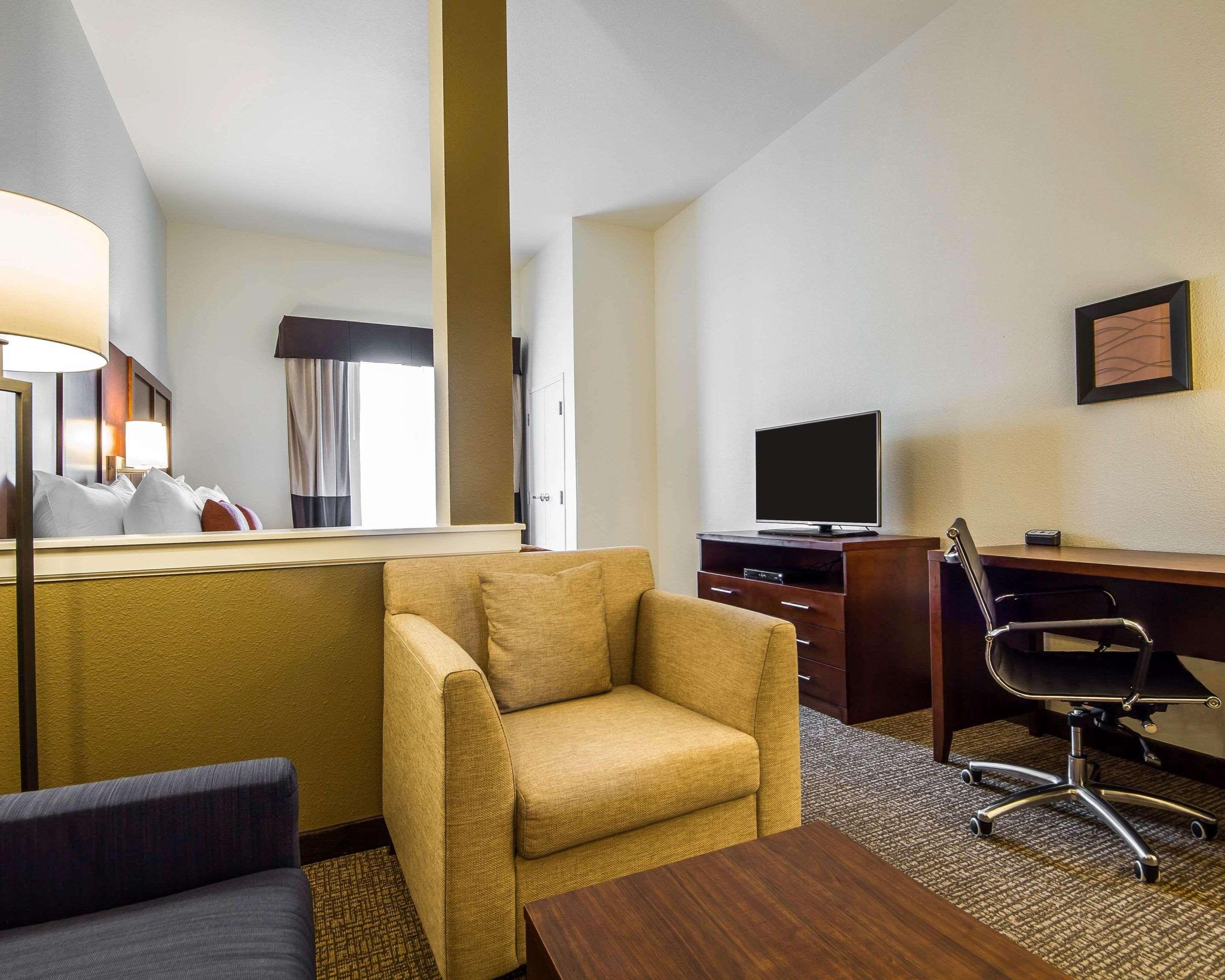 Comfort Suites Woodland - Sacramento Airport Zewnętrze zdjęcie