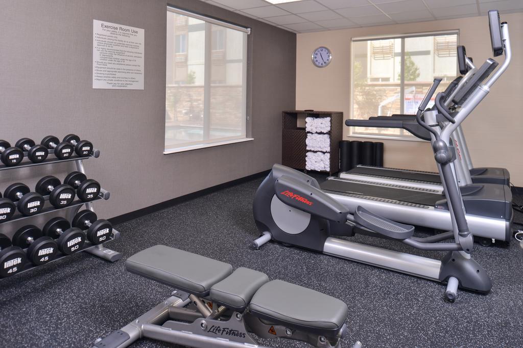 Comfort Suites Woodland - Sacramento Airport Zewnętrze zdjęcie