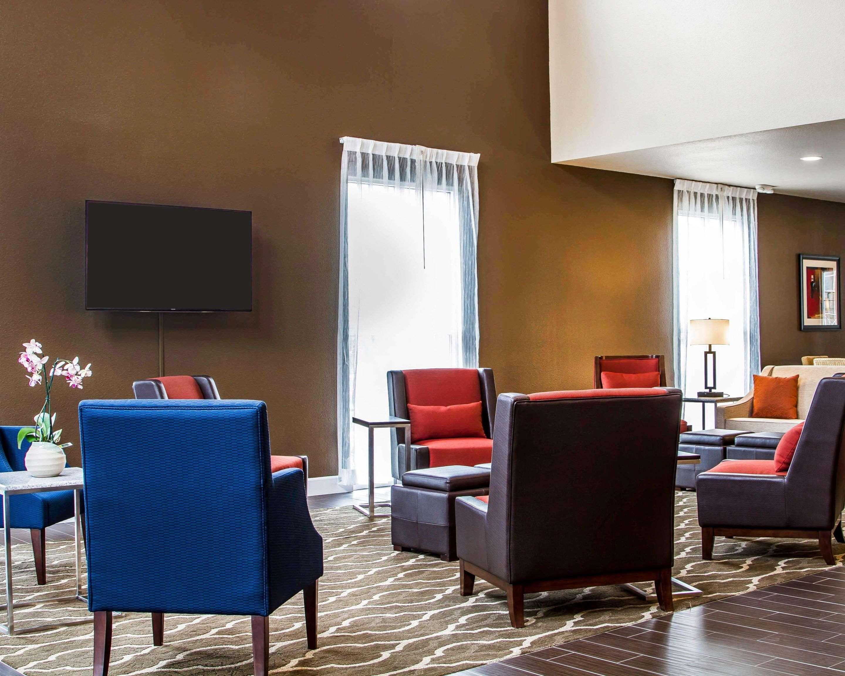 Comfort Suites Woodland - Sacramento Airport Zewnętrze zdjęcie