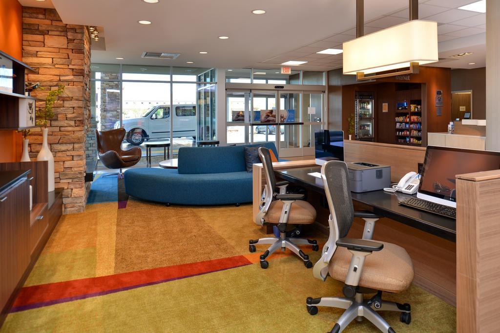 Comfort Suites Woodland - Sacramento Airport Zewnętrze zdjęcie